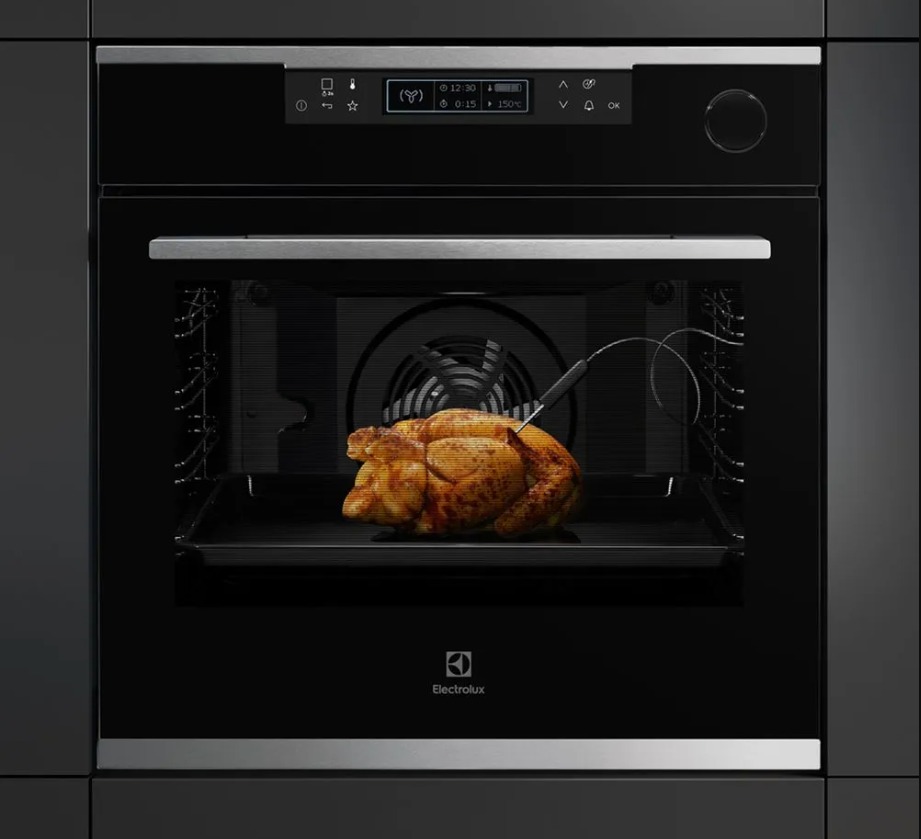 HORNO ELECTRICO ELECTROLUX 72 LTS. A VAPOR EMPOTRABLE NEGRO OE8ES